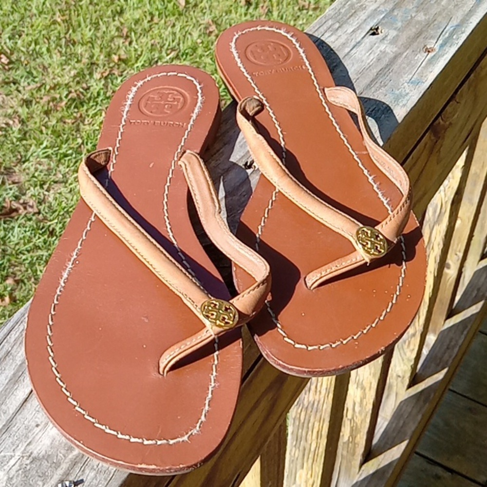 Tory Burch brown flip Flops Size Small 5-6